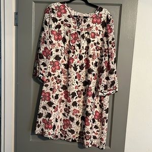 This a pretty pink and white loft xl dress.